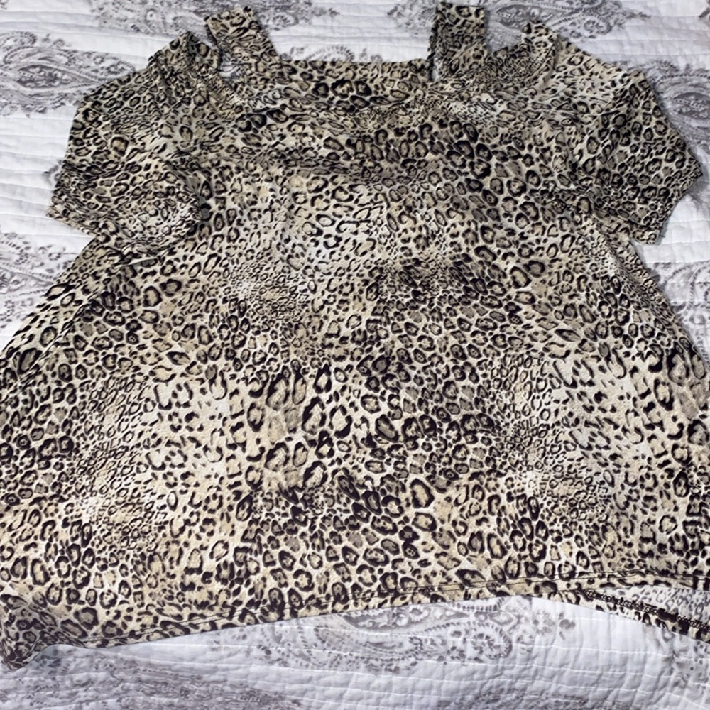 Cold shoulder tiger print woman’s blouse